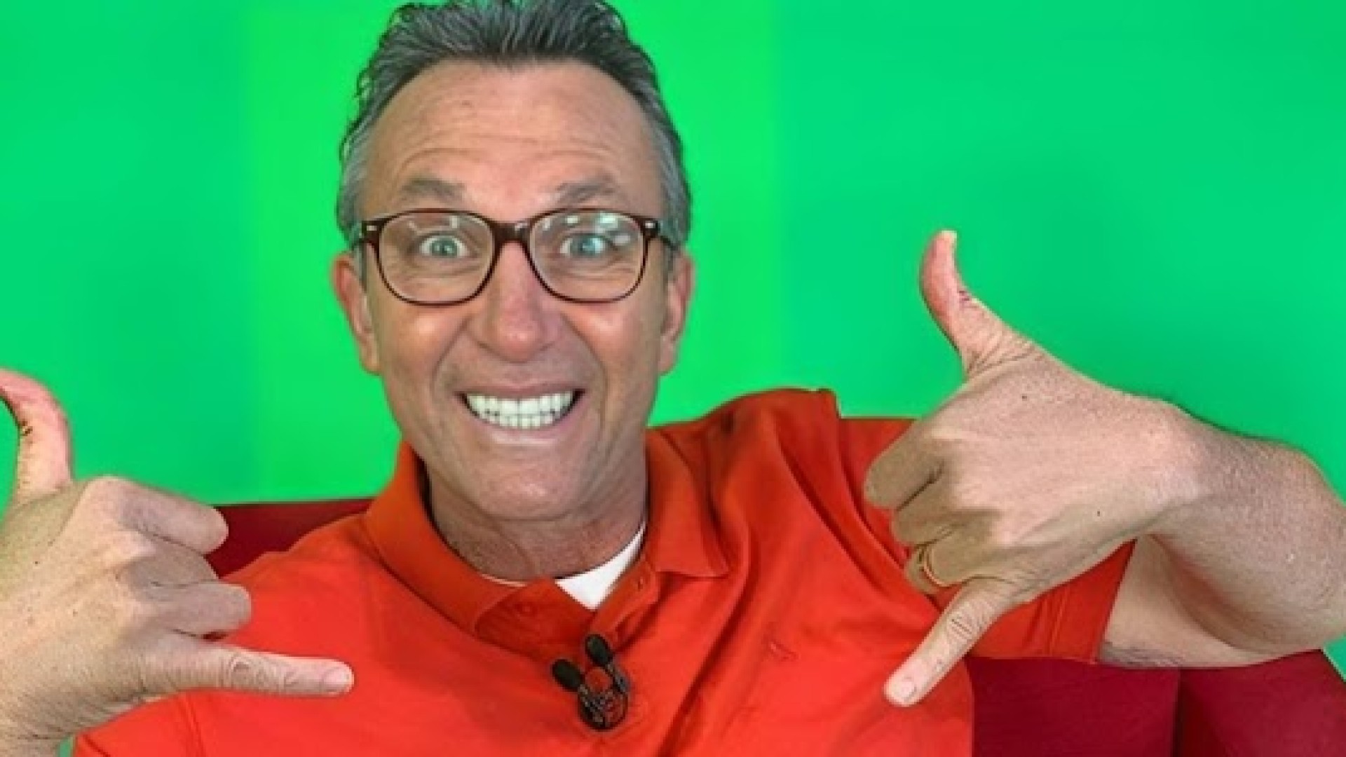 “Tomava 40 gotas de Rivotril. Hoje tomo 5. Uso cannabis tomo 10 gotinhas de manhã e 10 à noite. Que delícia, flutuo!”